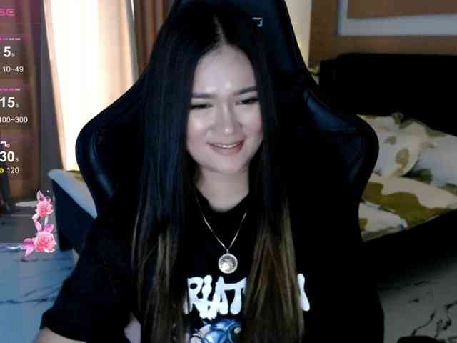 AdriannaFowler webcam