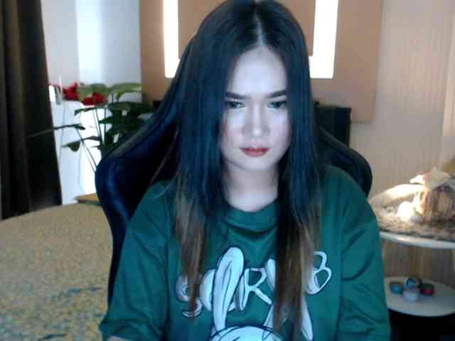 AdriannaFowler webcam