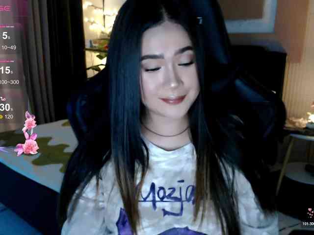 AdriannaFowler webcam