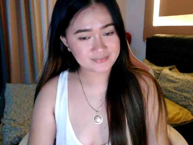 AdriannaFowler webcam