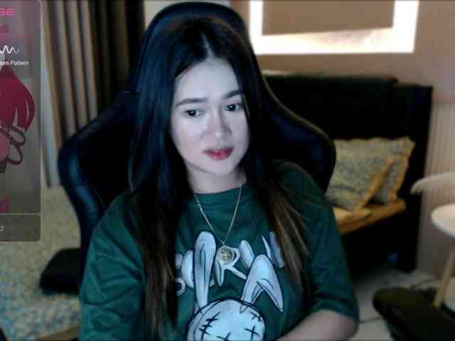 AdriannaFowler webcam