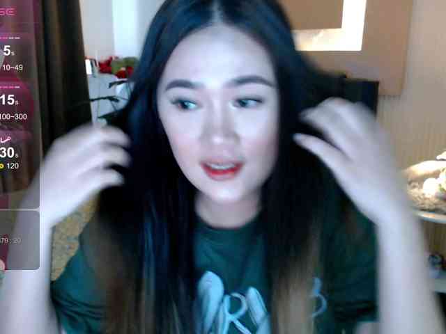 AdriannaFowler webcam