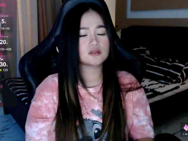 AdriannaFowler webcam