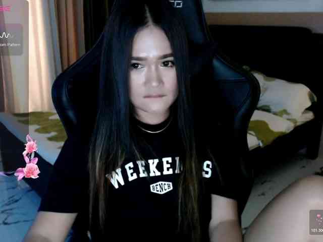 AdriannaFowler webcam