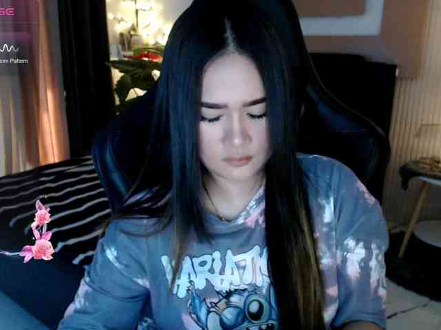 AdriannaFowler webcam