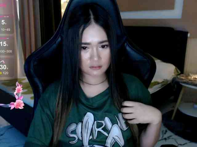 AdriannaFowler webcam