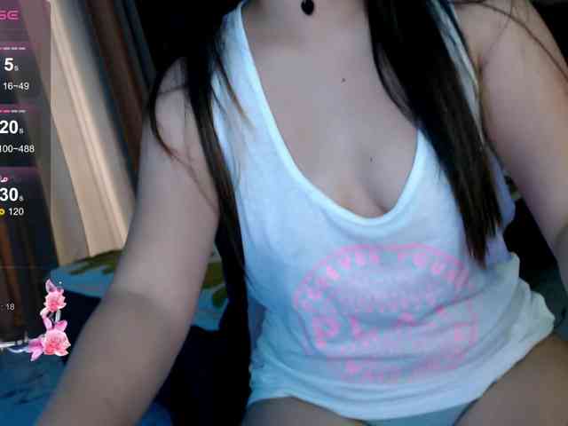 AdriannaFowler webcam