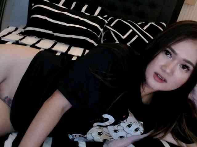 AdriannaFowler webcam