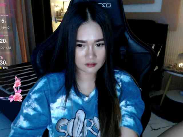 AdriannaFowler webcam