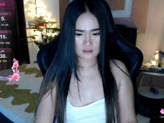 AdriannaFowler webcam