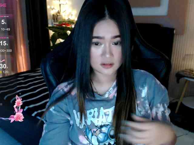 AdriannaFowler webcam