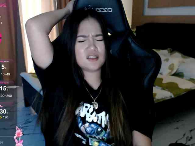 AdriannaFowler webcam