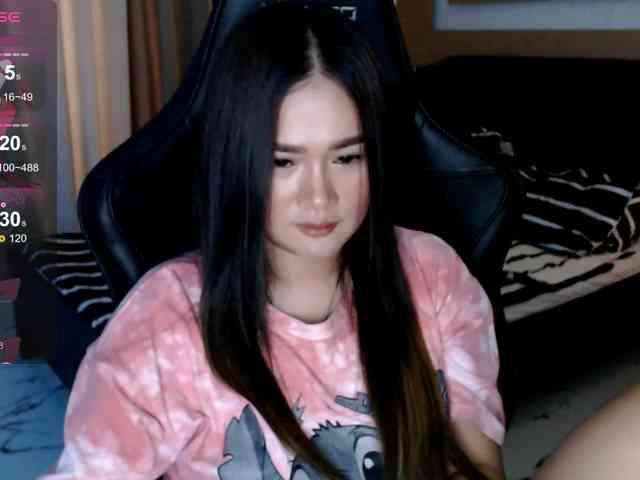 AdriannaFowler webcam