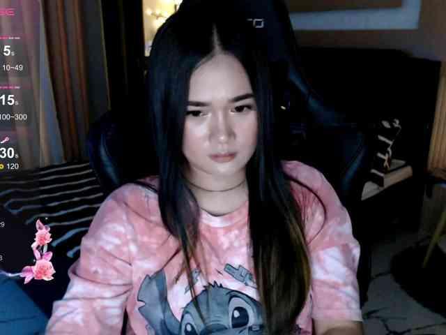 AdriannaFowler webcam