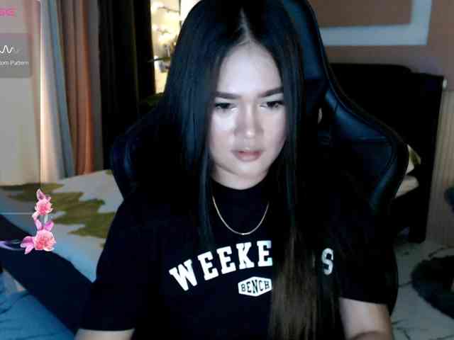 AdriannaFowler webcam