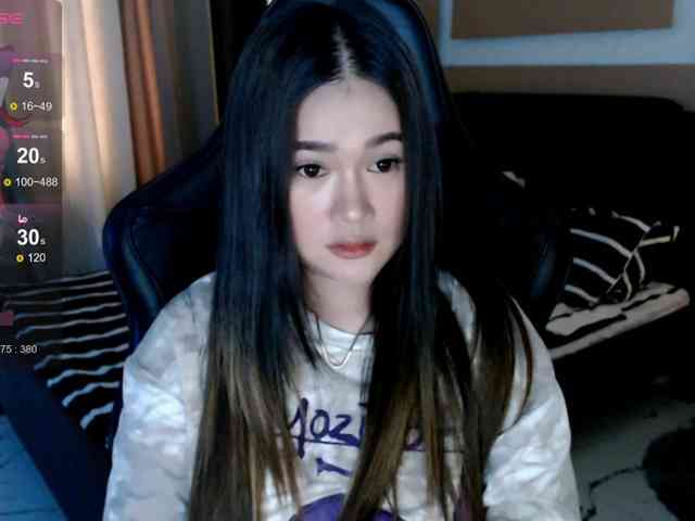 AdriannaFowler webcam