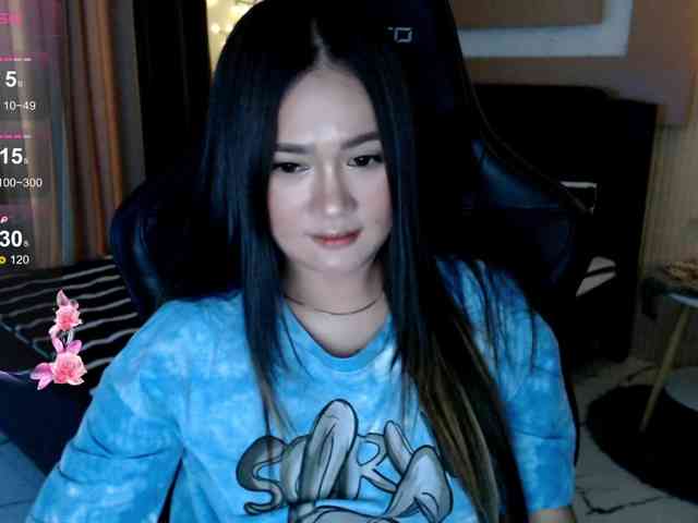 AdriannaFowler webcam