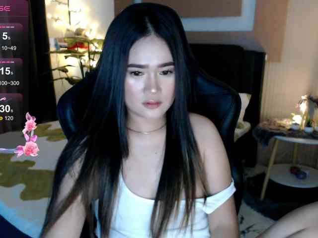 AdriannaFowler webcam