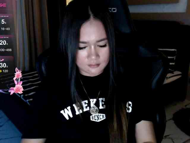 AdriannaFowler webcam