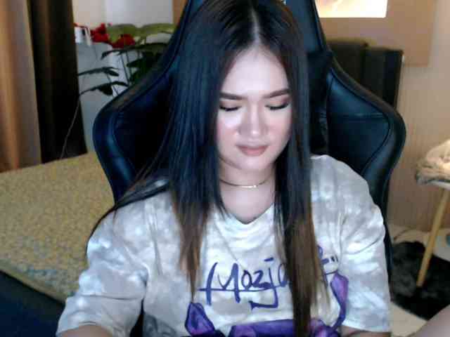 AdriannaFowler webcam