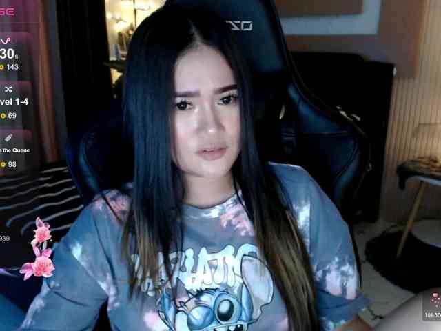 AdriannaFowler webcam