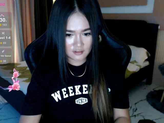 AdriannaFowler webcam