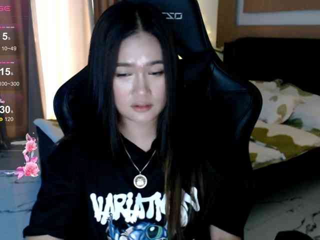 AdriannaFowler webcam