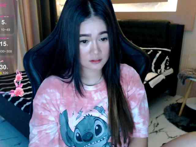 AdriannaFowler webcam