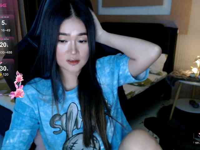 AdriannaFowler webcam