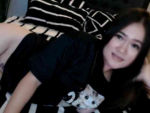 AdriannaFowler webcam