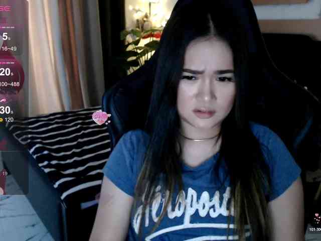 AdriannaFowler webcam