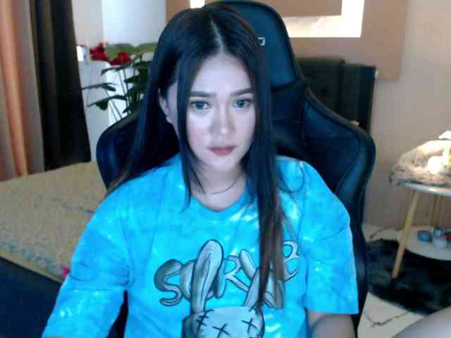 AdriannaFowler webcam