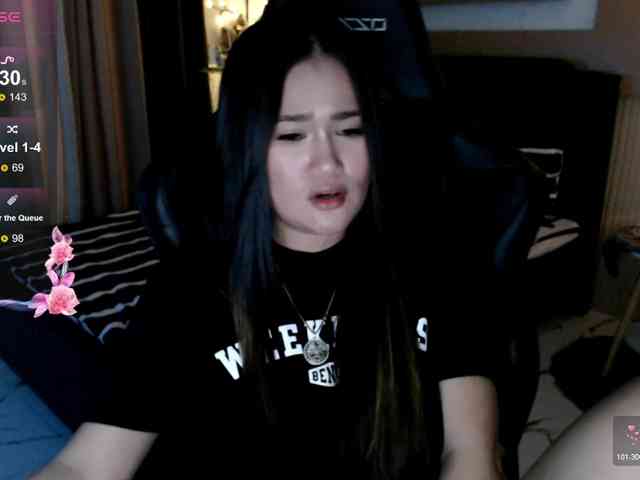 AdriannaFowler webcam