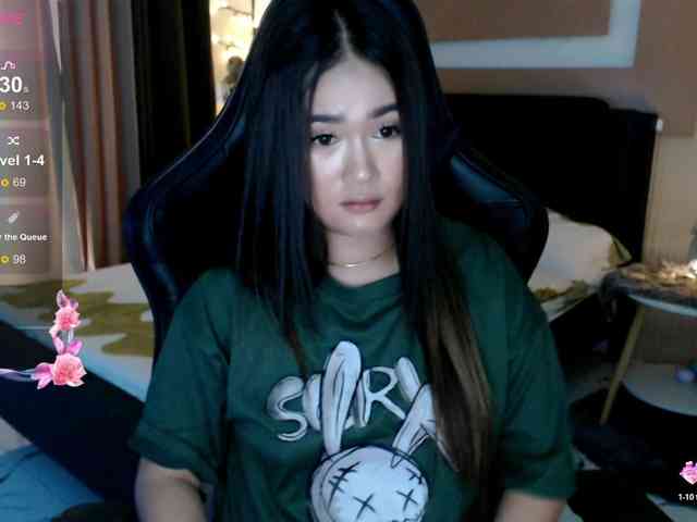 AdriannaFowler webcam