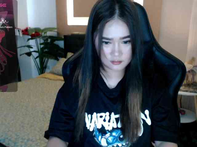 AdriannaFowler webcam