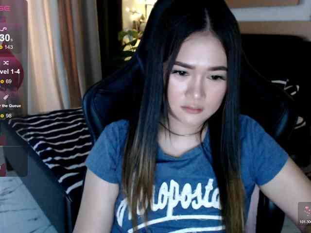 AdriannaFowler webcam