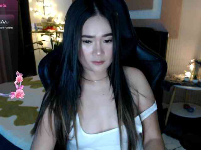 AdriannaFowler webcam