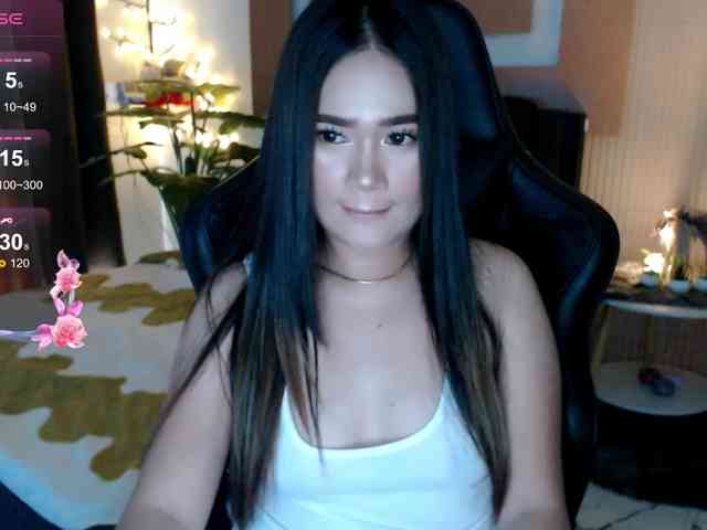 AdriannaFowler webcam