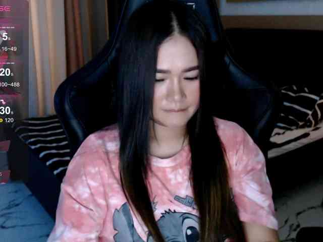 AdriannaFowler webcam