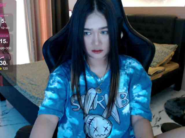 AdriannaFowler webcam