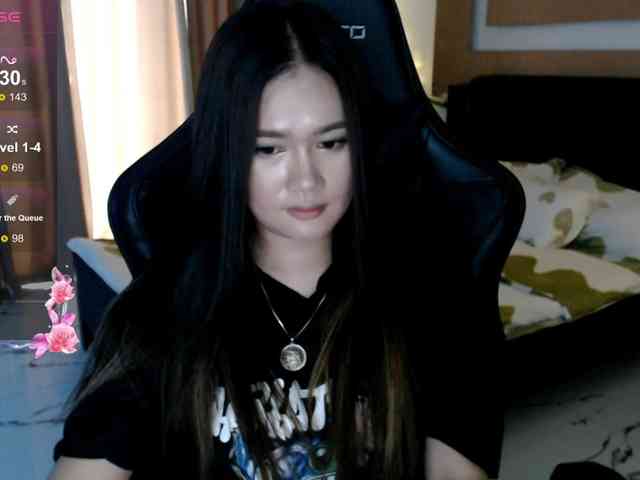 AdriannaFowler webcam