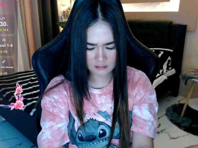 AdriannaFowler webcam