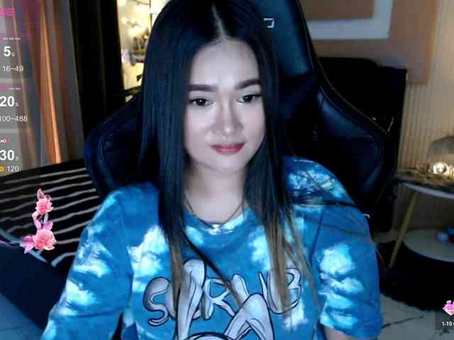 AdriannaFowler webcam