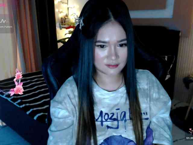 AdriannaFowler webcam