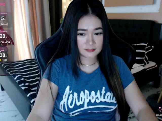 AdriannaFowler webcam