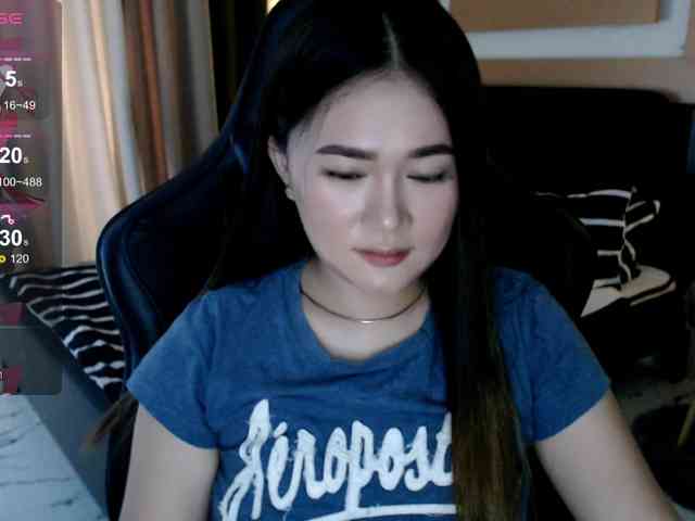 AdriannaFowler webcam