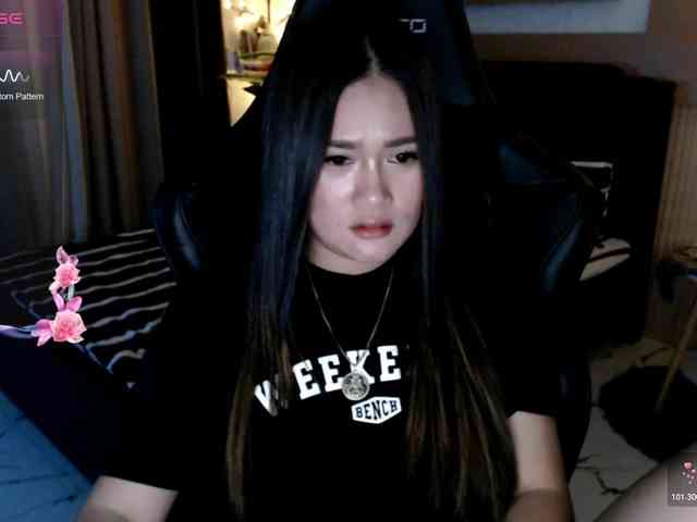 AdriannaFowler webcam