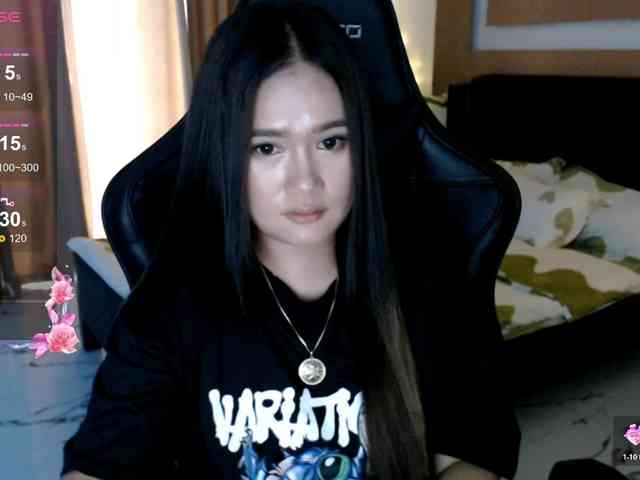 AdriannaFowler webcam