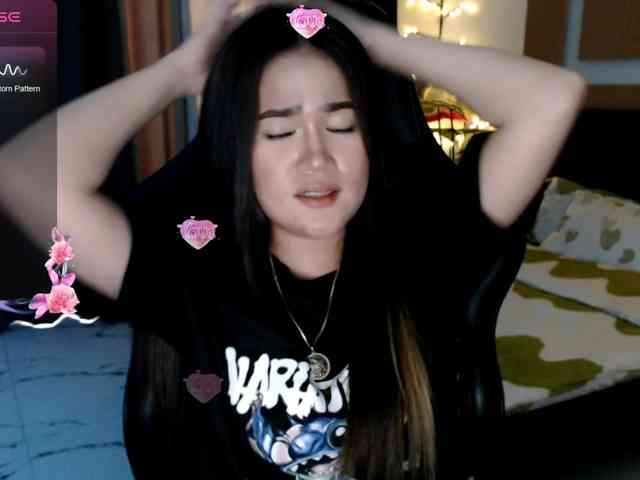 AdriannaFowler webcam