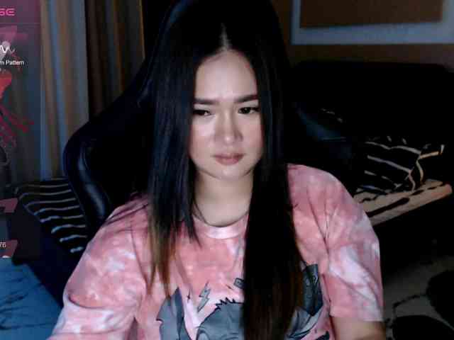 AdriannaFowler webcam